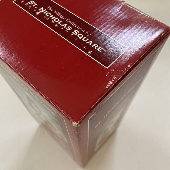 St Nicholas Square Clock Tower Lighted Village Collection Holiday Decor NO LIGHT - Picture 10 of 10